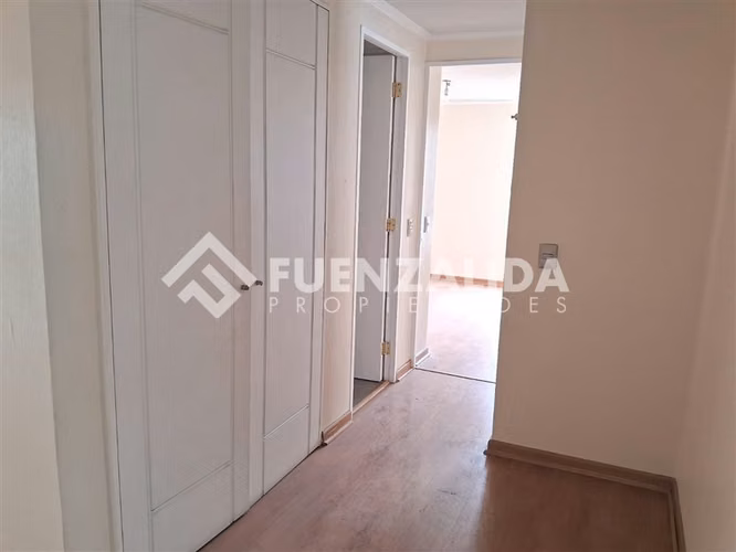 Gran departamento en venta de 4 dorm. en Recoleta