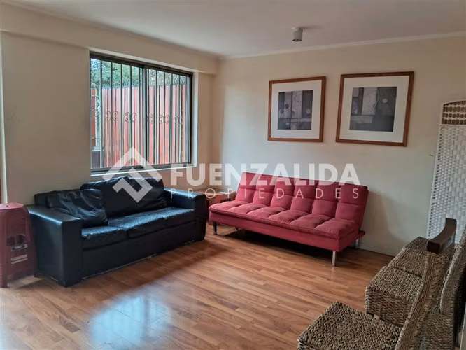 Gran departamento en venta de 4 dorm. en Recoleta