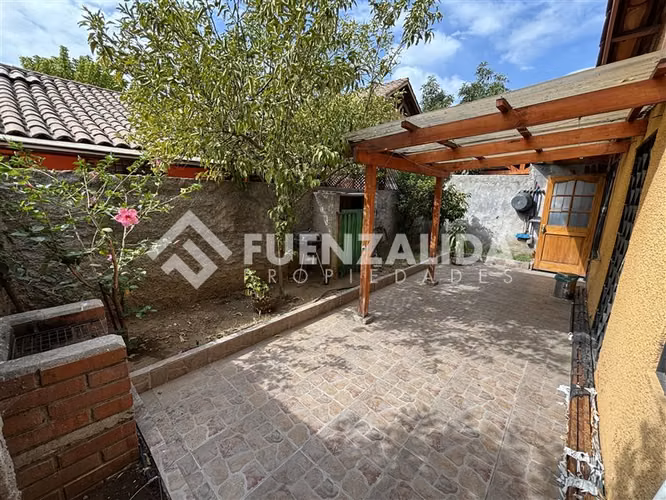 Casa en venta de 4 dorm. en Macul