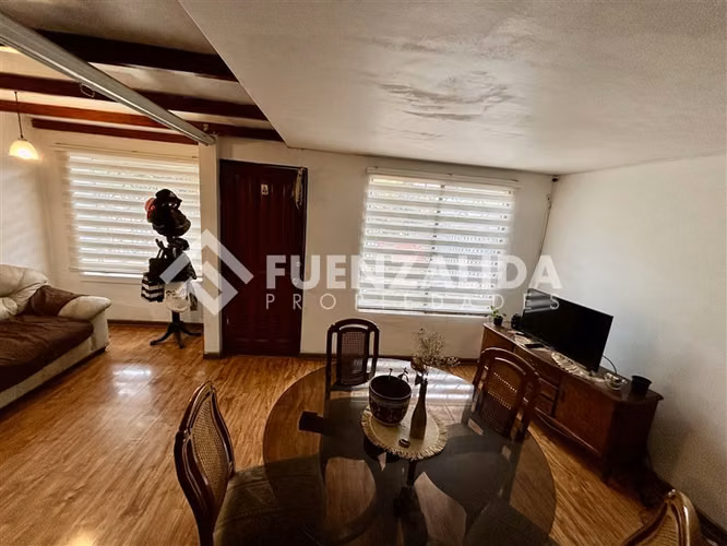 Casa en venta de 4 dorm. en Macul