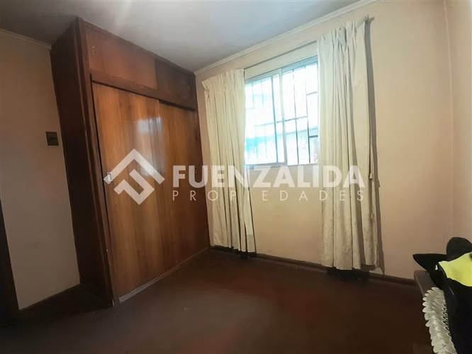 Casa en venta de 5 dorm. en Ñuñoa