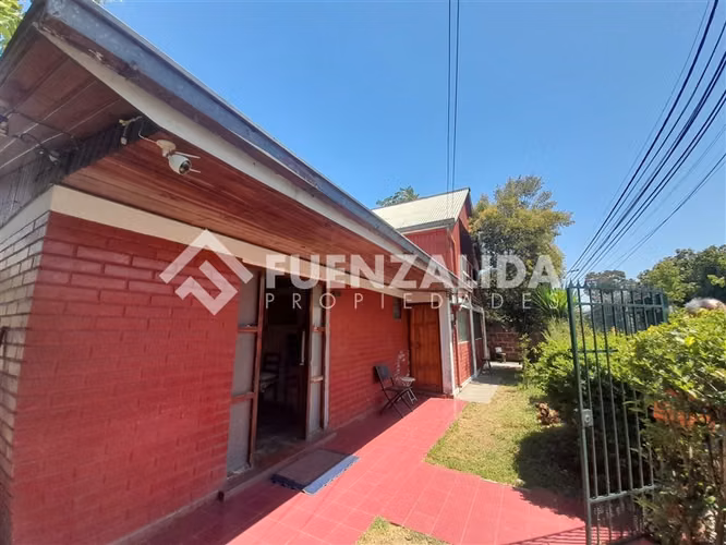 Casa en venta de 5 dorm. en Ñuñoa