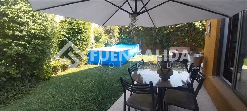 Casa en venta de 4 dorm. en Peñalolén