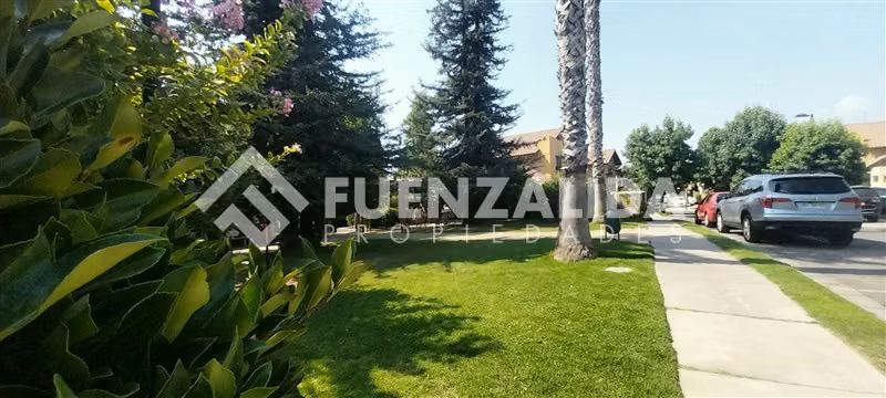 Casa en venta de 4 dorm. en Peñalolén