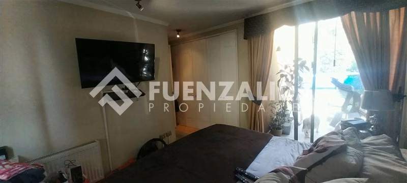 Casa en venta de 4 dorm. en Peñalolén