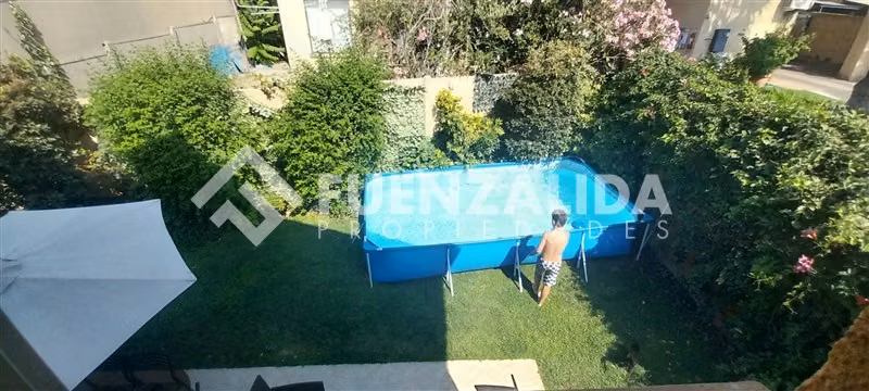 Casa en venta de 4 dorm. en Peñalolén