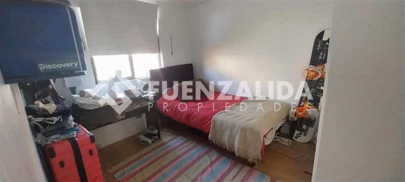 Casa en venta de 4 dorm. en Peñalolén