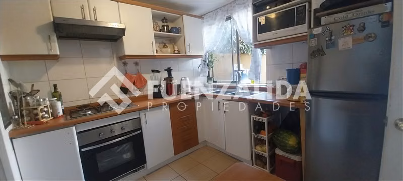 Casa en venta de 4 dorm. en Peñalolén