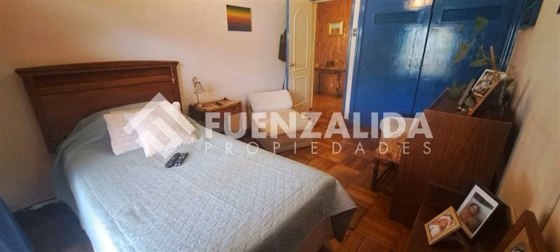 Casa en venta de 4 dorm. en La Reina