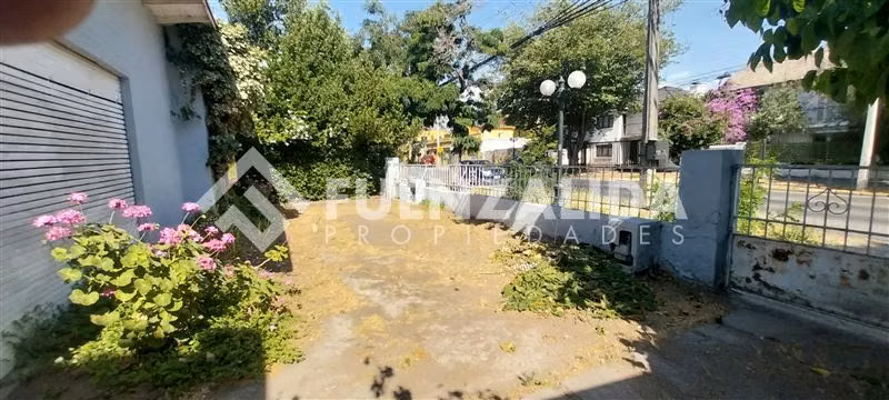 Casa en venta de 5 dorm. 3 baños. 460 /152 mts. Providencia