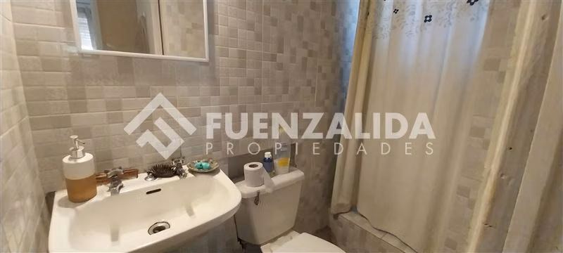 Casa en venta de 5 dorm. 3 baños. 460 /152 mts. Providencia