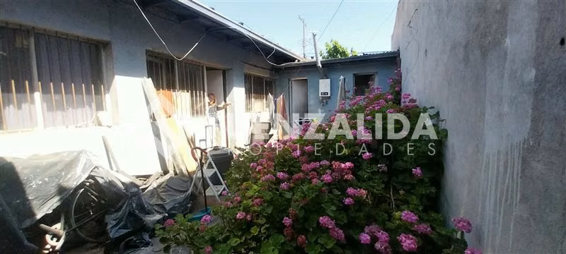 Casa en venta de 5 dorm. 3 baños. 460 /152 mts. Providencia