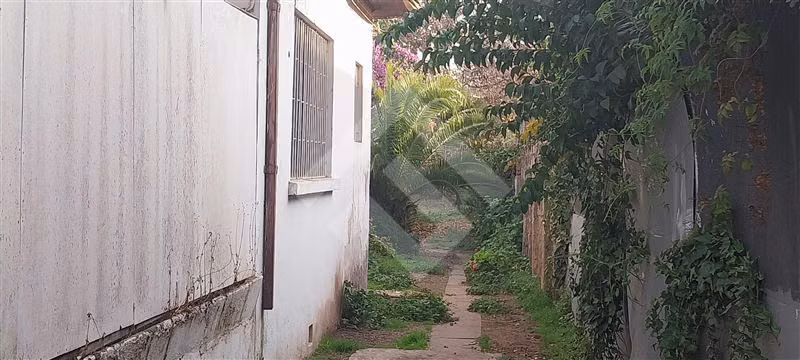Sitio en venta en La Reina 1.280m2 UF 24.960. cercano Metro.