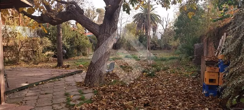 Sitio en venta en La Reina 1.280m2 UF 24.960. cercano Metro.