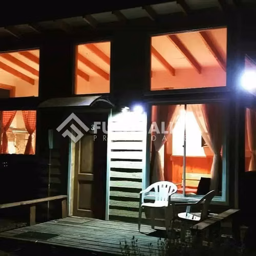 Casa en venta de 10 dorm. en Villarrica
