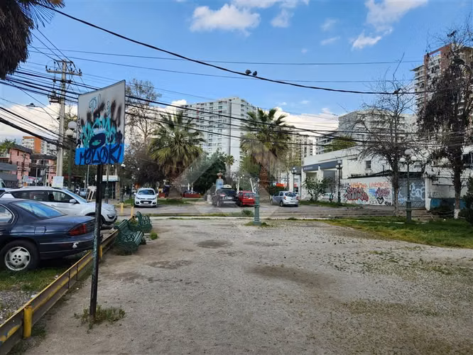 4 Locales Comerciales en venta en Macul con Quilín