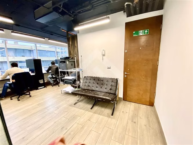 Oficina en venta en Providencia