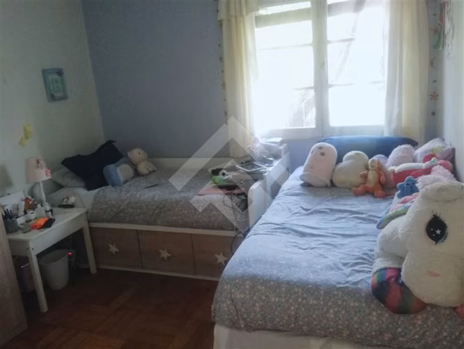 Casa en venta de 4 dorm. en Las Condes