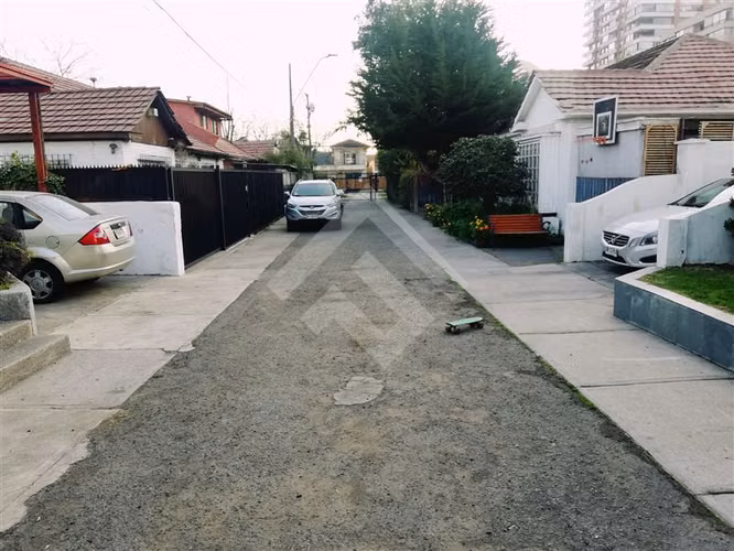 Casa en venta de 4 dorm. en Las Condes