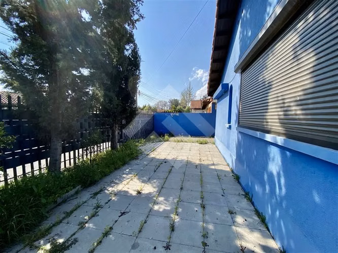 Casa en venta de 2 dorm. en La Reina