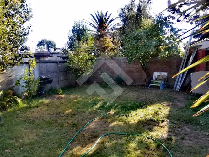 Casa en venta de 4 dorm. en La Reina