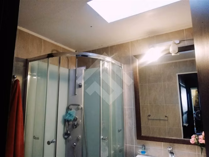 Casa en venta de 4 dorm. en La Reina
