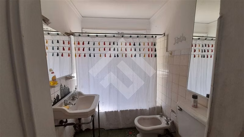 Casa en venta de 4 dormitorios en Las Condes