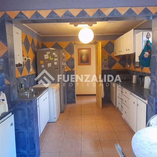 Casa en venta de 4 dorm. en La Serena