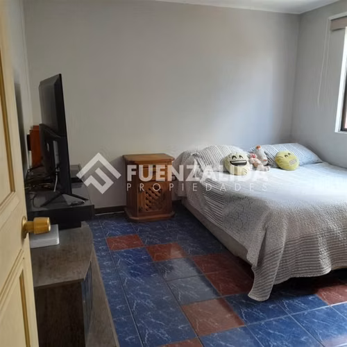 Casa en venta de 4 dorm. en La Serena
