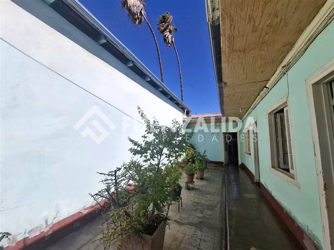 Casa en venta de 3 dorm., 2 baños, Centro de Ovalle