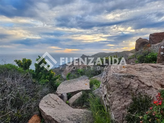 Casa en venta de 4 dorm en Condominio Serena Golf, La Serena