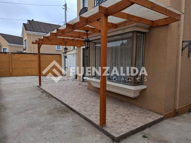 Casa en venta de 4 dorm. San Joaquín en La Serena