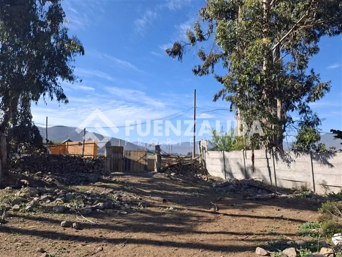 Terreno en venta en Altovalsol, cerca condominios habitados