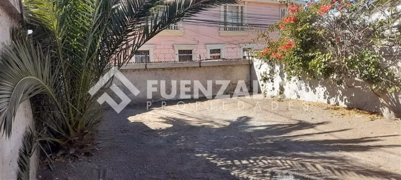 Casa en venta de 4 dorm. en Coquimbo