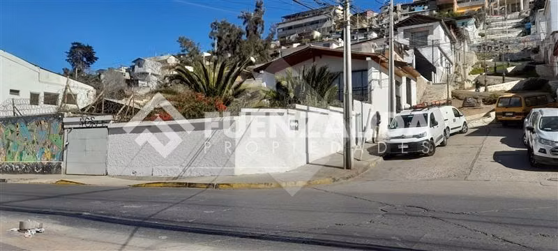 Casa en venta de 4 dorm. en Coquimbo