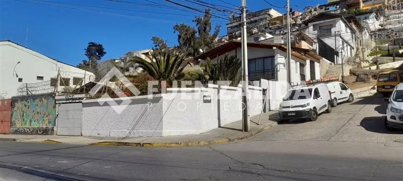 Casa en venta de 4 dorm. en Coquimbo