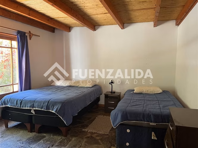 Casa en venta 4 dorm.2 baños piscina, terraza en Paihuano