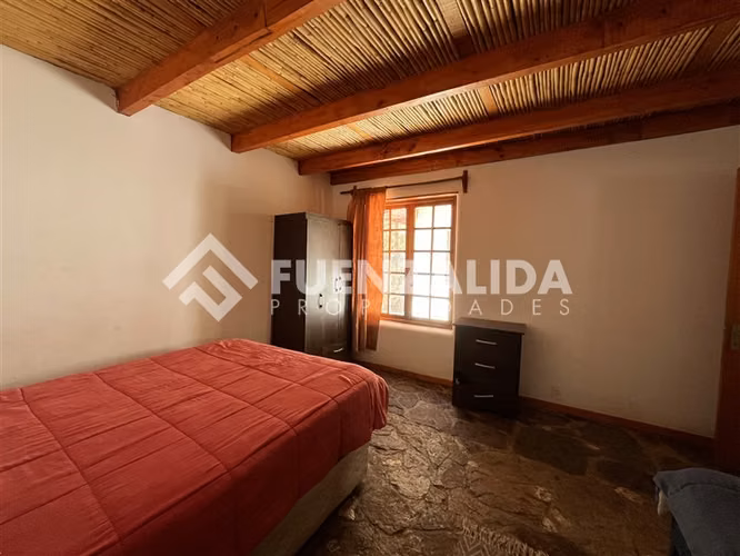 Casa en venta 4 dorm.2 baños piscina, terraza en Paihuano