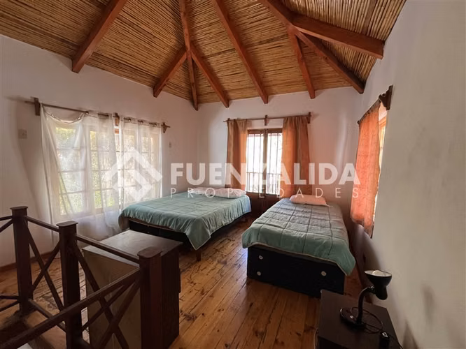 Casa en venta 4 dorm.2 baños piscina, terraza en Paihuano