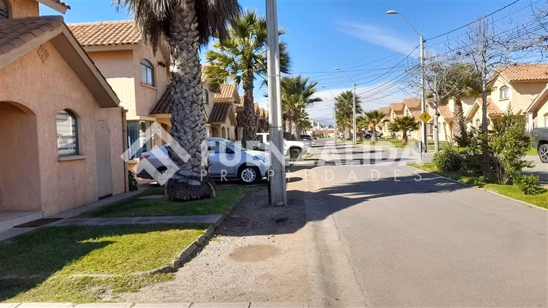 Casa en venta de 3 dorm. en La Serena - Imagen 8