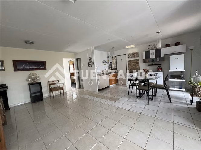 Casa en venta de 2 dorm. 1 baño, Garage con baño,en Coquimbo