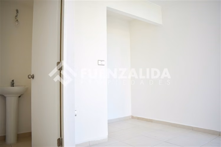 Venta Oficina 20m2, baño, estacion. Av Pacífico La Serena