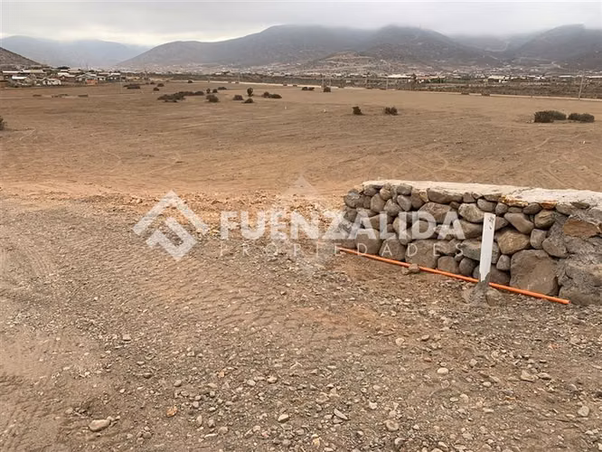 Sitio en venta en Cruz de Cañas, Coquimbo