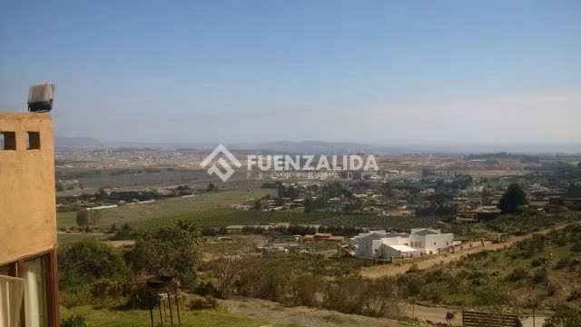 Casa en venta de 5 dorm. 5 baños, pieza servicio, La Serena