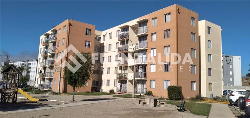Departamento en venta de 3 dorm. 1 baño en La Serena