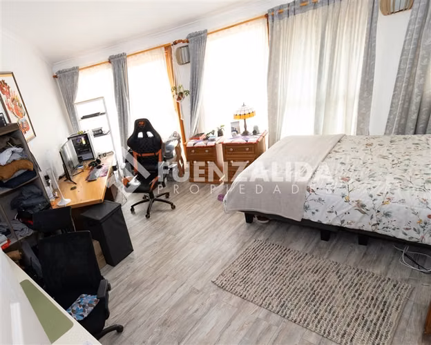 Casa en venta de 3 dorm 3baños sitio de 5700m2. en La Serena