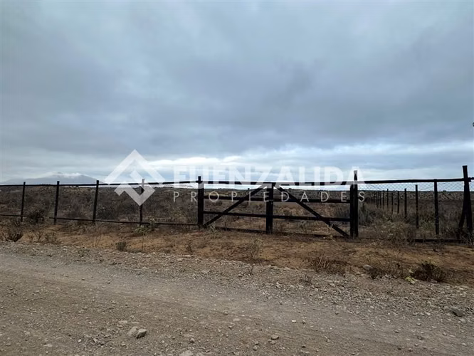 Sitio en venta Morrillos Norte