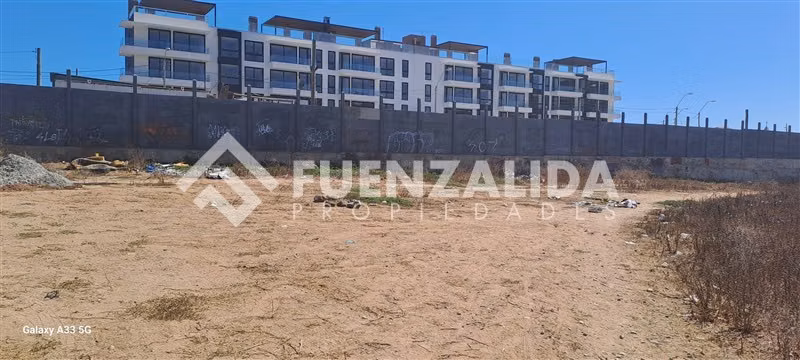 Sitio en venta en La Serena