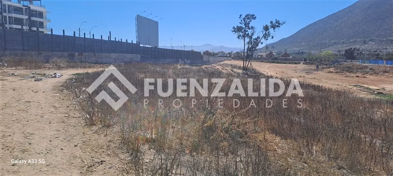 Sitio en venta en La Serena