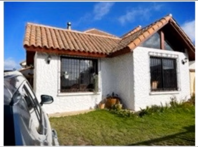 Casa en venta de 5 dorm. en Coquimbo - Imagen 2